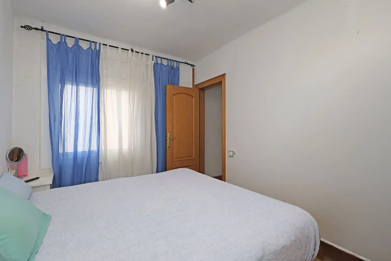 Bedroom of Flat for sale in Esplugues de Llobregat  with Terrace