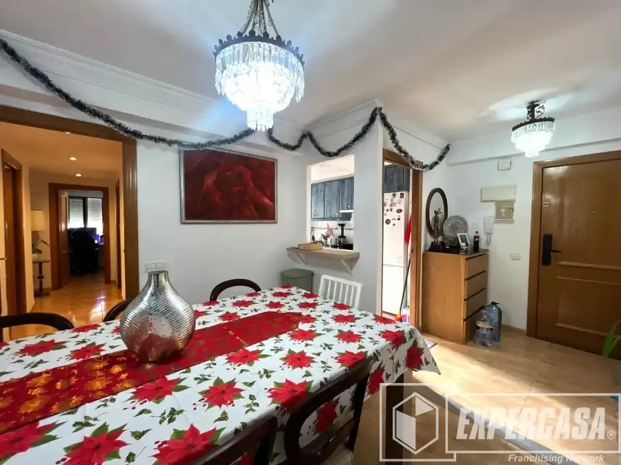 Dining room of Flat for sale in Valencia  with Air Conditioner