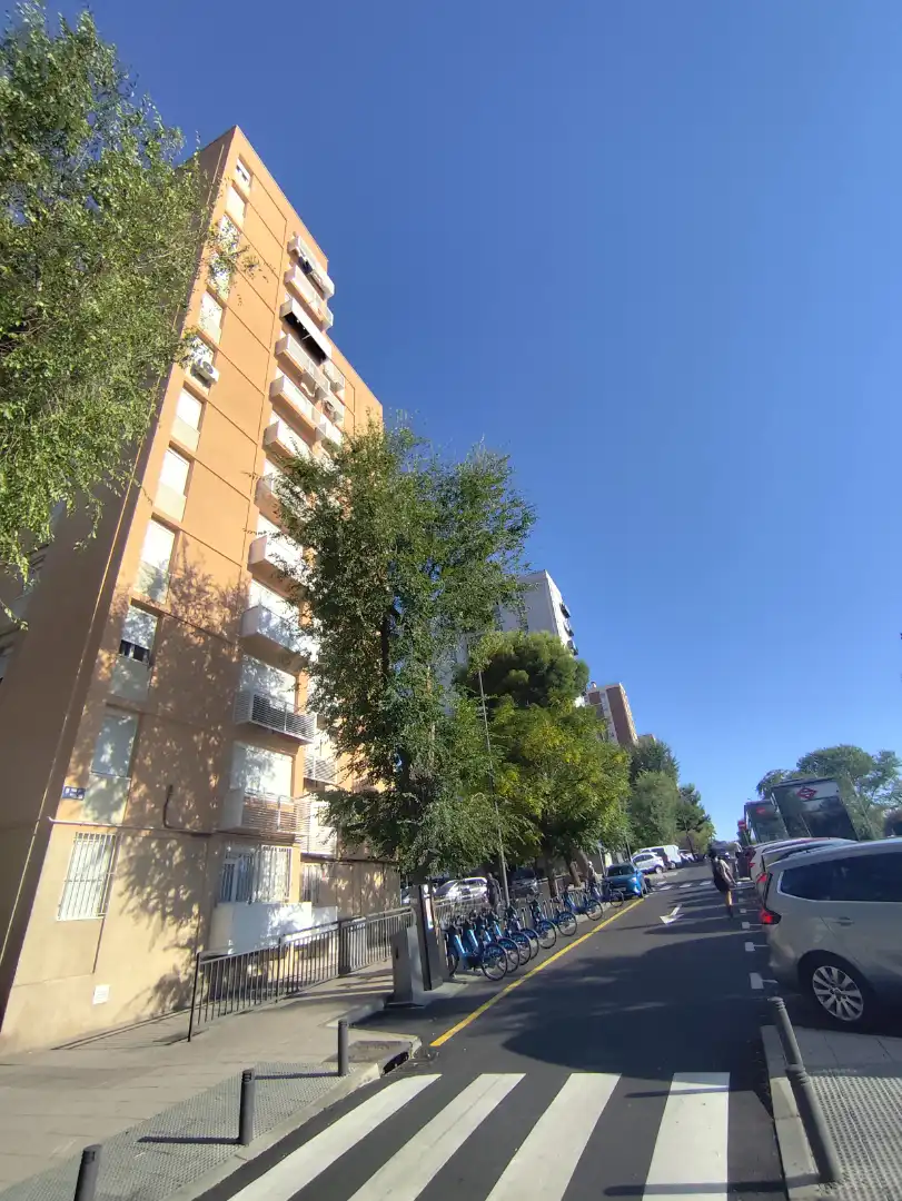 Vista exterior de Piso en venta en Madrid con Aire acondicionado, Calefacción y Amueblado