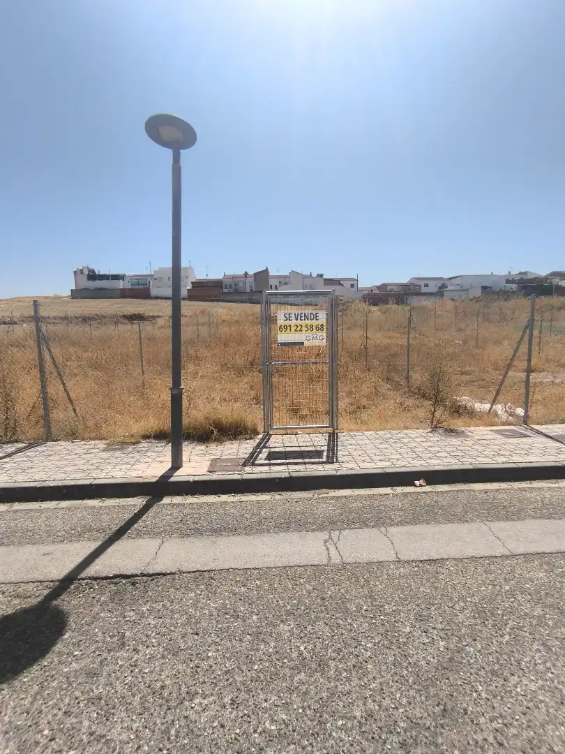 Wohnbaugrundstück zum Verkauf in Calle Gloria Fuertes 113