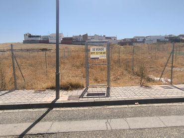 Terreno residenziale in vendita a Calle Gloria Fuertes 113