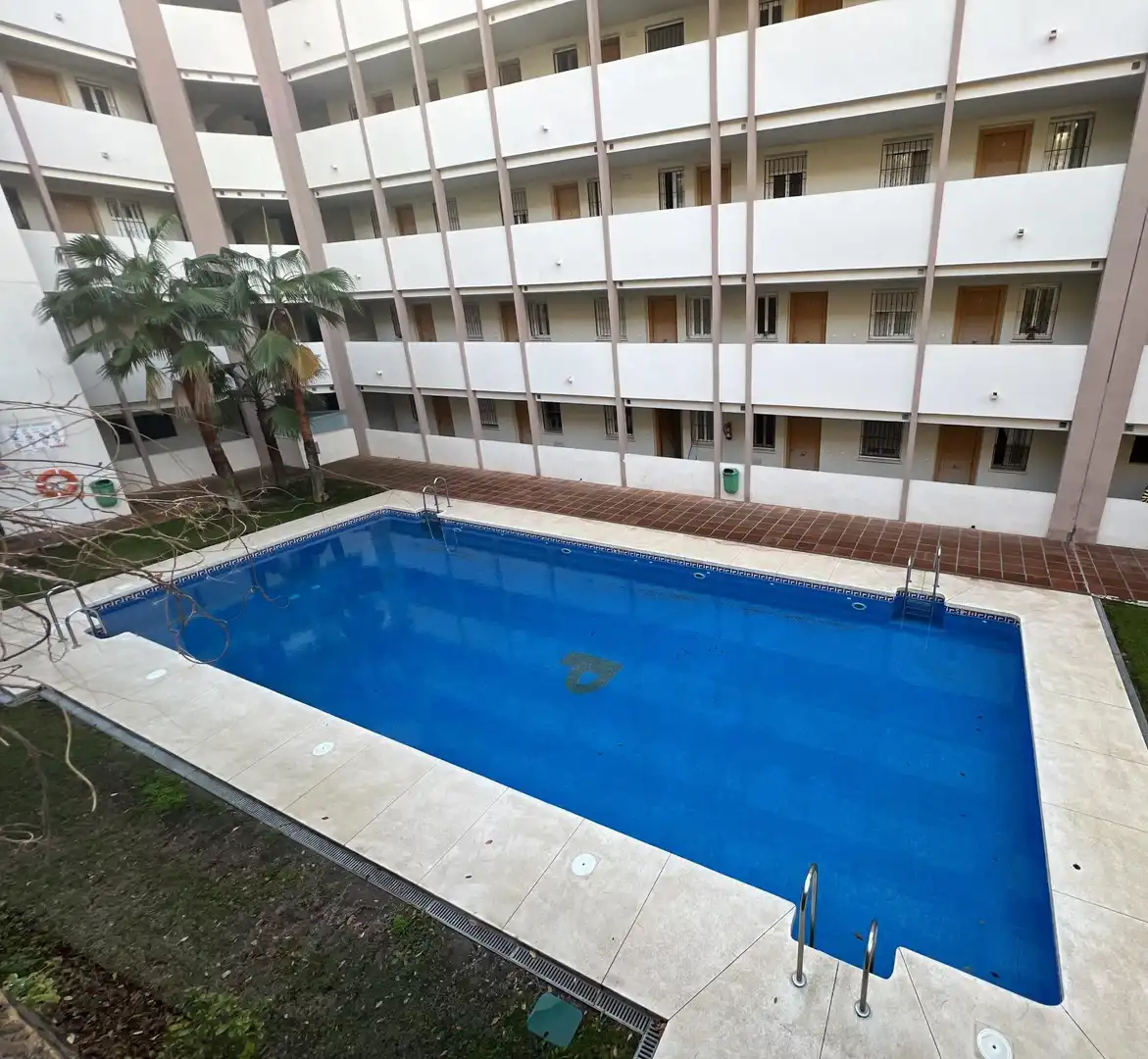 Schwimmbecken von Wohnungen zur Miete in Los Pacos