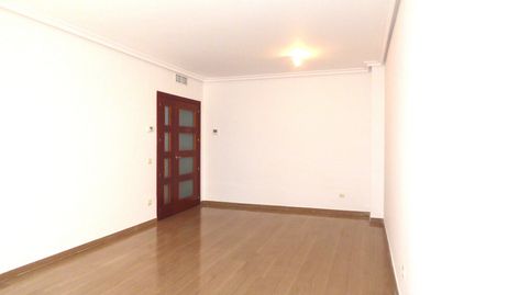 Foto 4 de Piso de alquiler en Madrid - Bronce, Legazpi, Madrid Capital