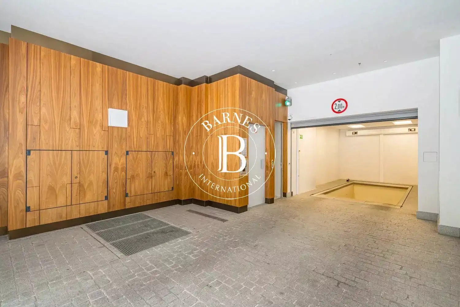 Flat for rent in Madrid  with Air Conditioner, Heating and Swimming Pool
