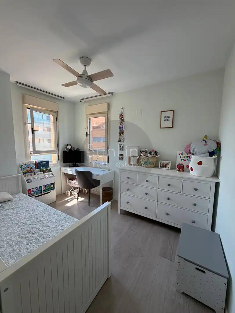 Habitación de Piso en venta en Valencia con Aire acondicionado, Terraza y Trastero