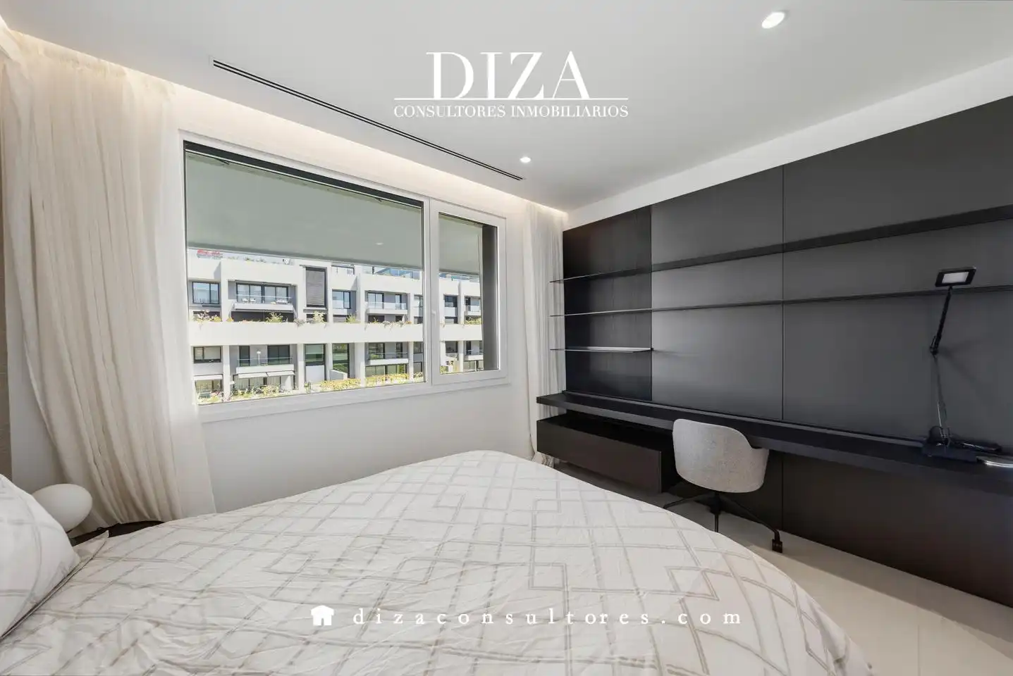 Bedroom of Duplexes for sale in Pozuelo de Alarcón  with Air Conditioner, Heating and Private garden