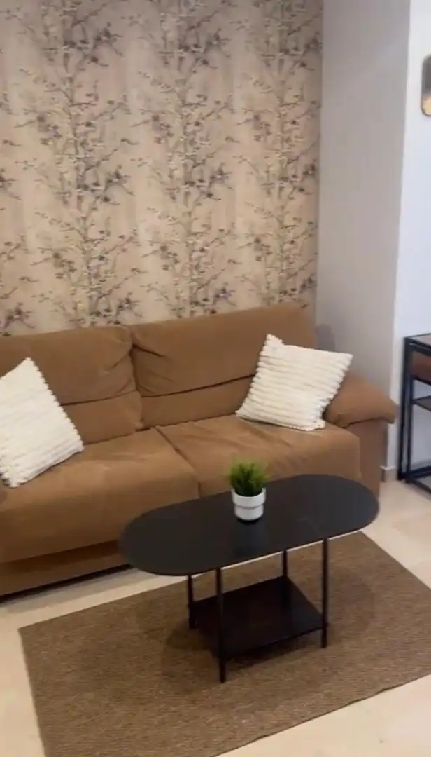 Sala de estar de Apartamento de alquiler en Santa Fe con Aire acondicionado, Calefacción y Amueblado
