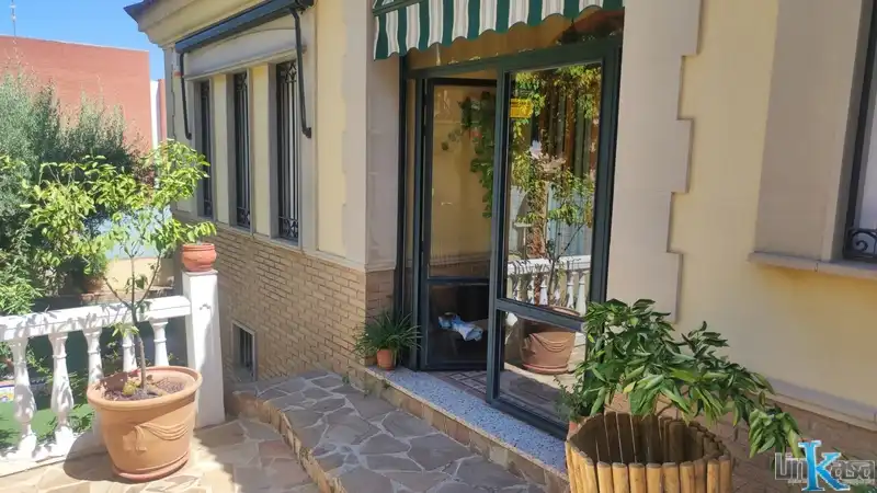 Casa amb terrassa en venda a Calle Alemania, imagen 32