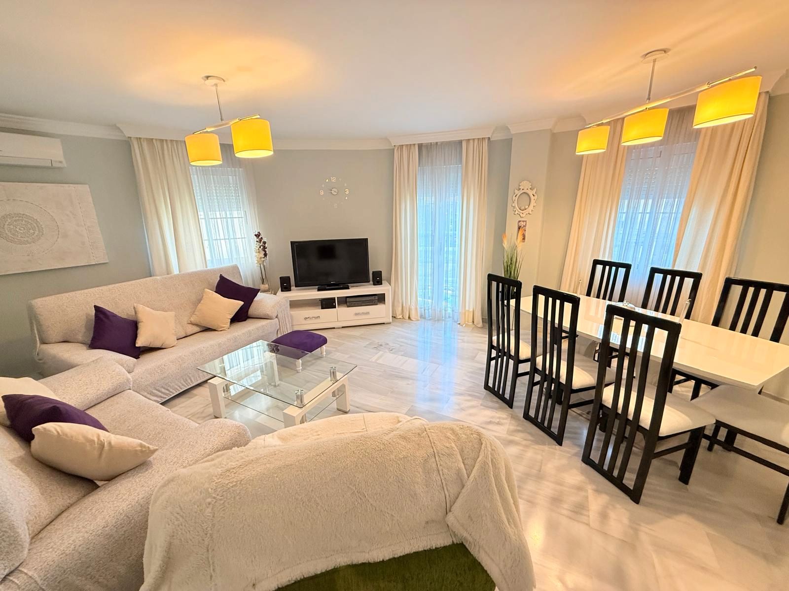 Sala de estar de Piso de alquiler en Málaga Capital con Aire acondicionado, Terraza y Trastero