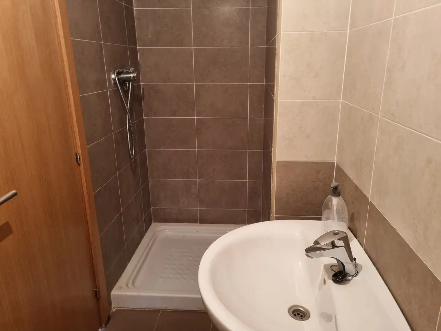 Baño de Casa adosada en venta en Uruñuela con Calefacción, Jardín privado y Parquet