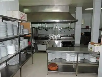 Cuina de Local en venda en Humilladero amb Aire condicionat i Moblat