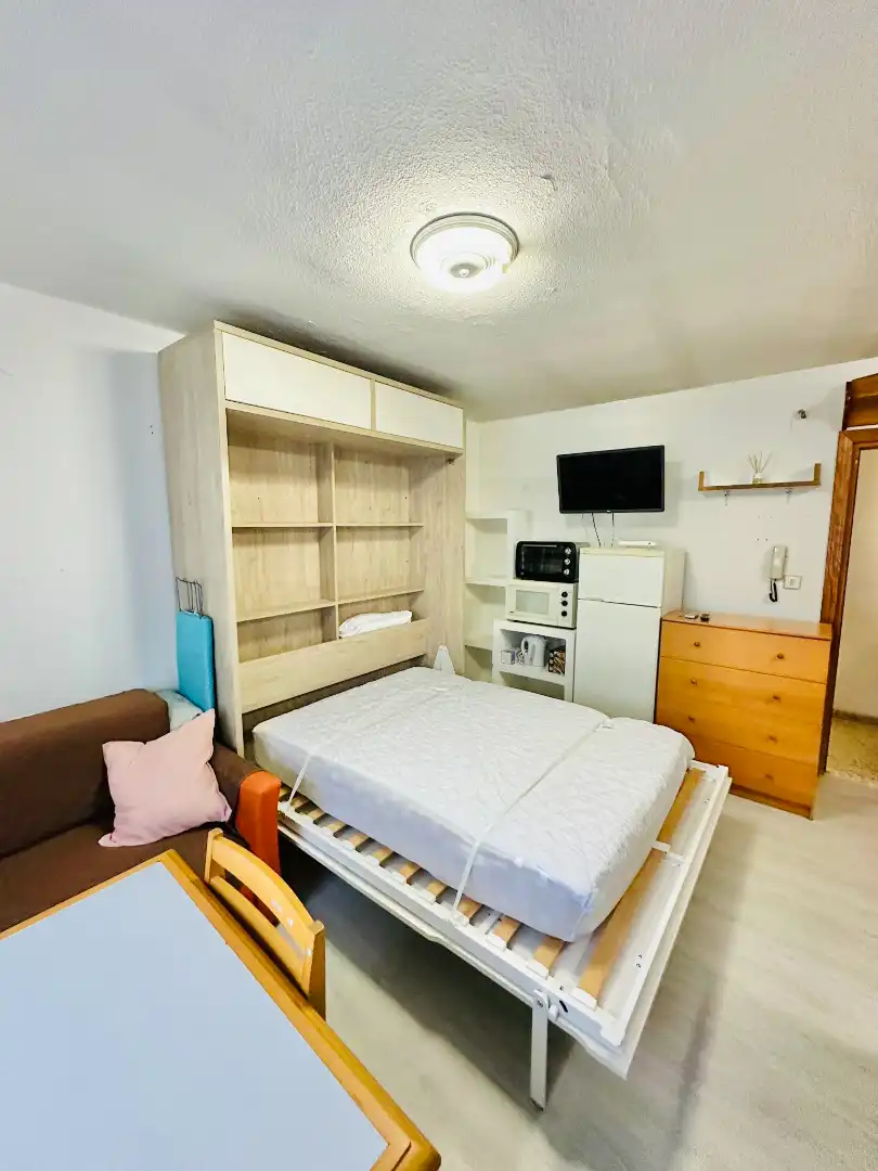 Study for rent in Granada, Granada