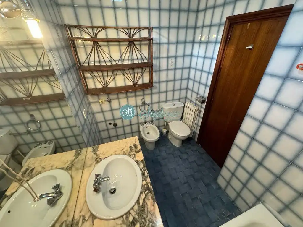 Bathroom of Houses for sale in Segovia  with Heating and Terrace