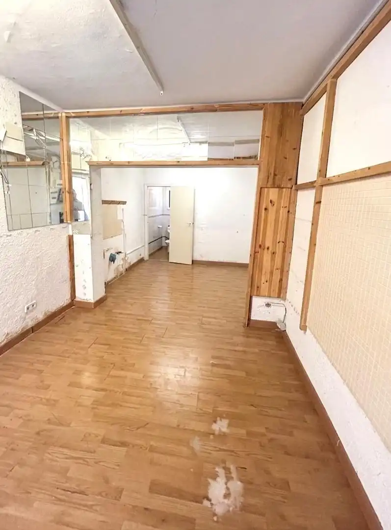 Commercial properties for rent in Carrer de Siracusa, Vila de Gràcia