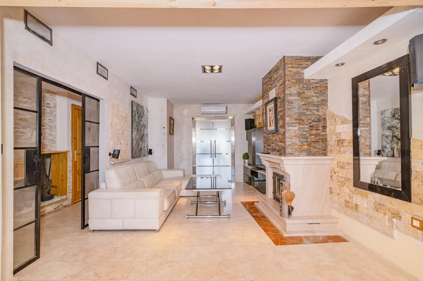 Sala de estar de Casa adosada en venta en Armilla con Aire acondicionado, Calefacción y Terraza