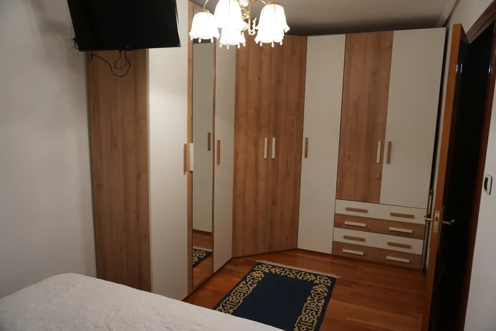 Habitación de Piso en venta en Ugao- Miraballes con Calefacción, Terraza y Trastero