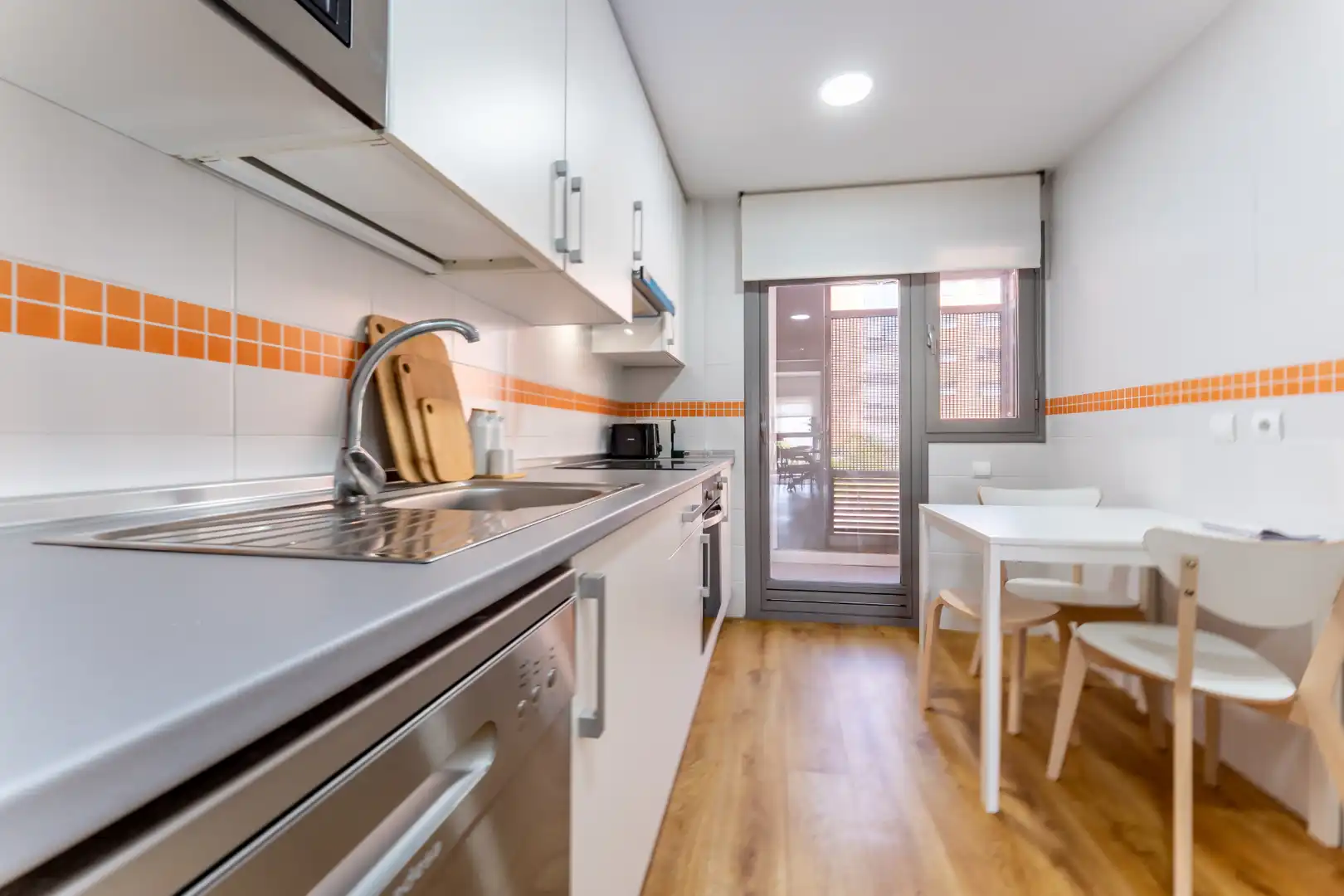 Cuina de Pis de lloguer en Madrid amb Aire condicionat, Calefacció i Parquet