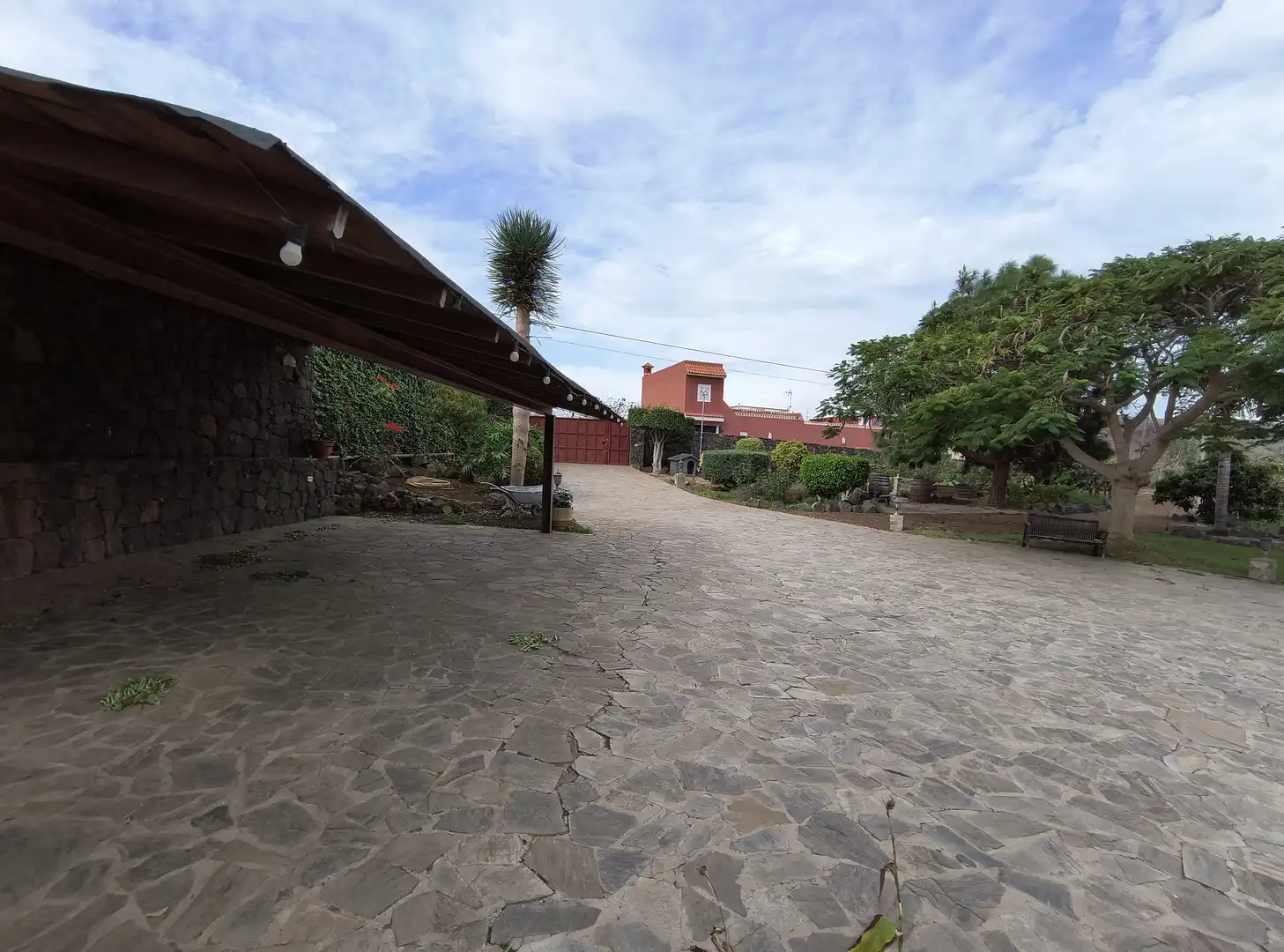 Vista exterior de Casa o chalet en venta en La Orotava con Jardín privado, Parquet y Terraza