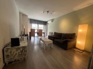 Vista exterior de Apartamento en venta en Reus con Aire acondicionado, Calefacción y Amueblado