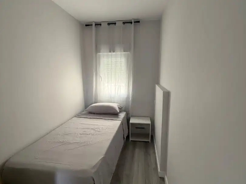 Flat for sale in carrer joan maragall 13, imagen 6