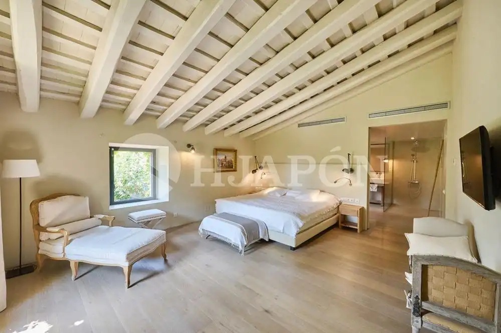 Schlafzimmer von Haus oder Chalet zum Verkauf in Alella mit Klimaanlage, Heizung und Privatgarten