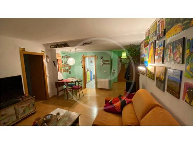 Piso en Venta en Calle Fuencaliente en La Creu del Grau