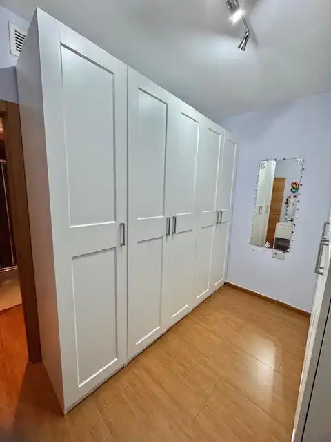 Schlafzimmer von Wohnung zum Verkauf in Sevilla mit Klimaanlage und Abstellraum