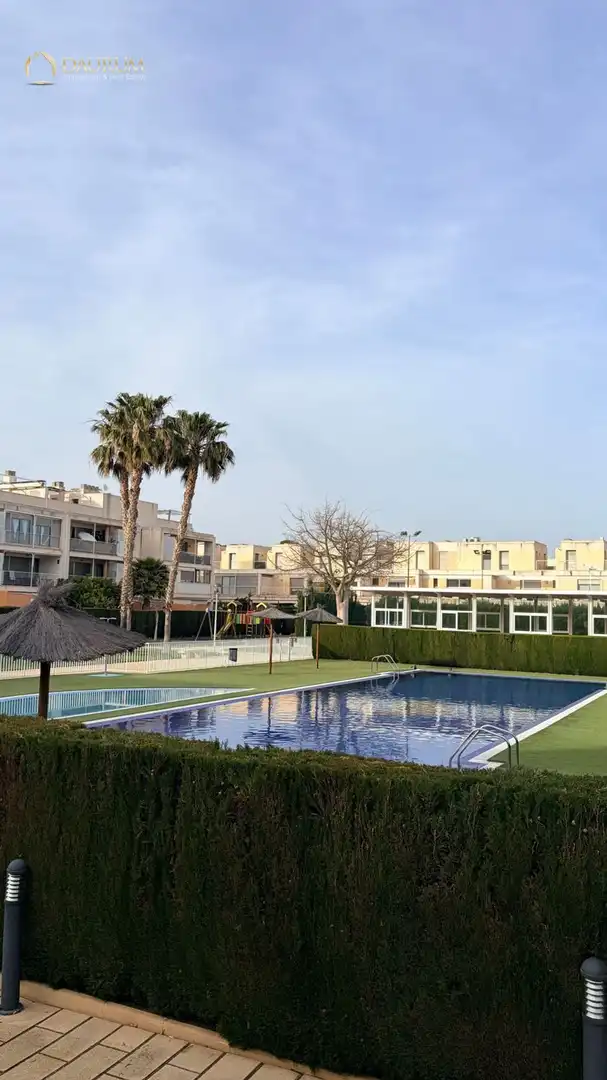 Piscina de Pis en venda en Alicante / Alacant amb Aire condicionat, Calefacció i Piscina