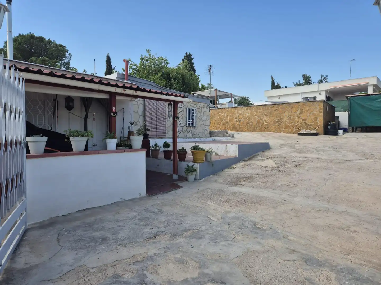 Vista exterior de Casa o chalet en venta en Llíria con Piscina comunitaria