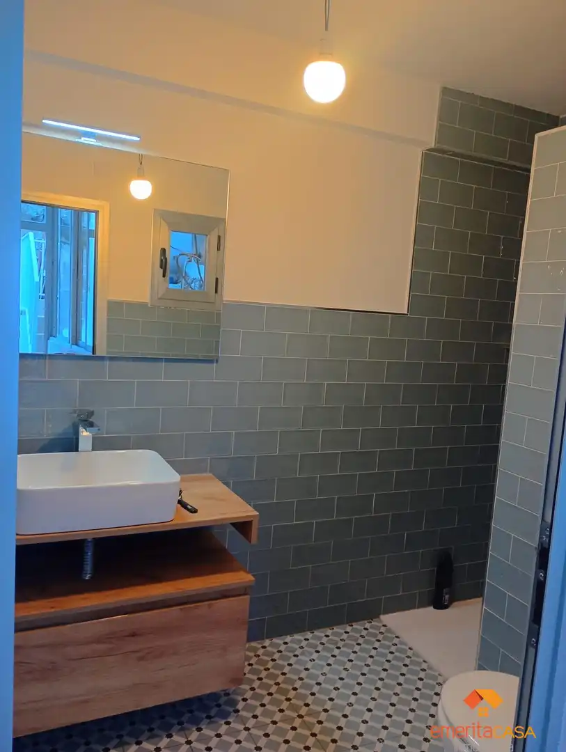 Bany de Apartament en venda en Cáceres amb Aire condicionat, Terrassa i Traster