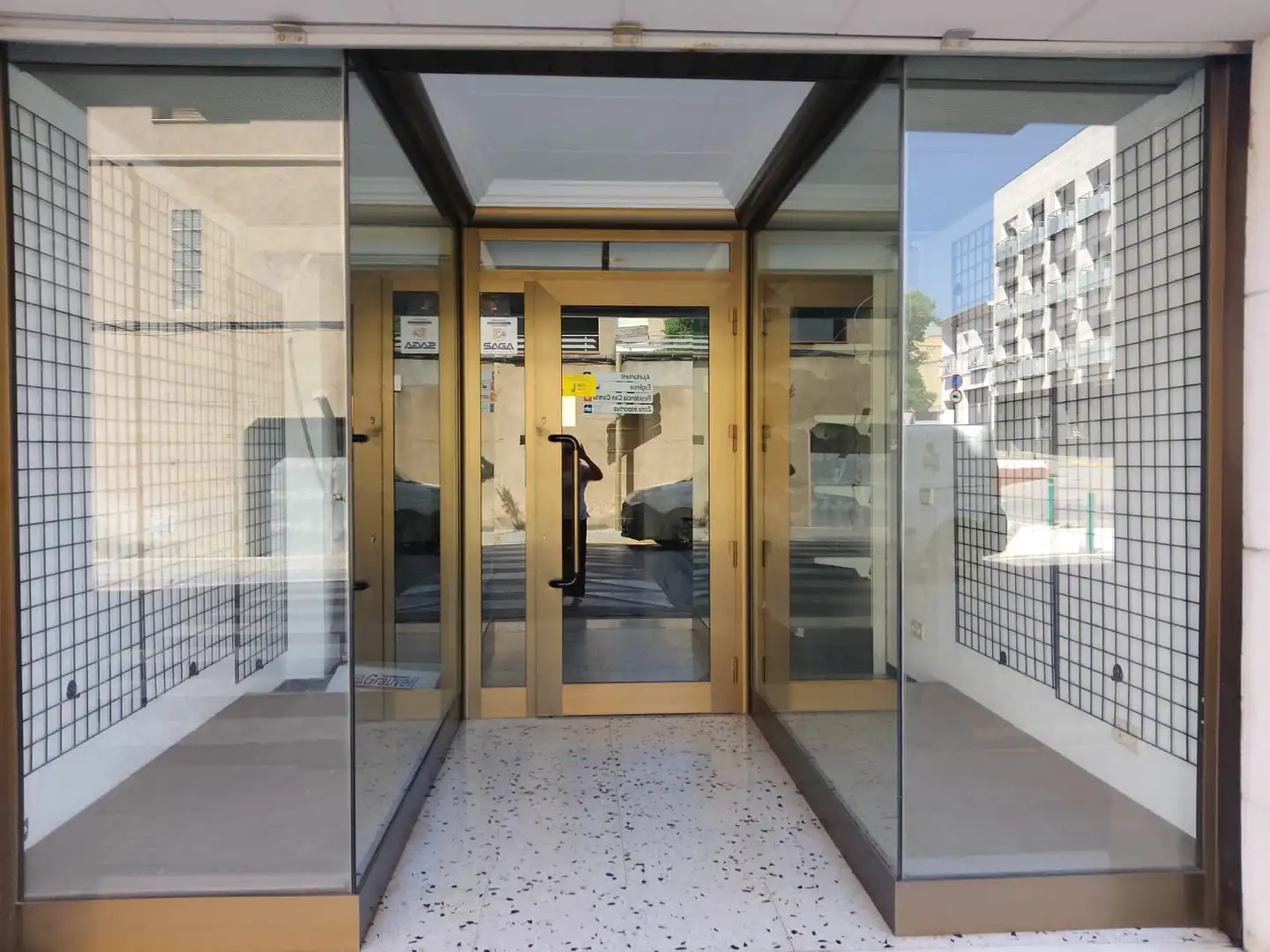Business premises for sale in Tordera pueblo, imagen 2