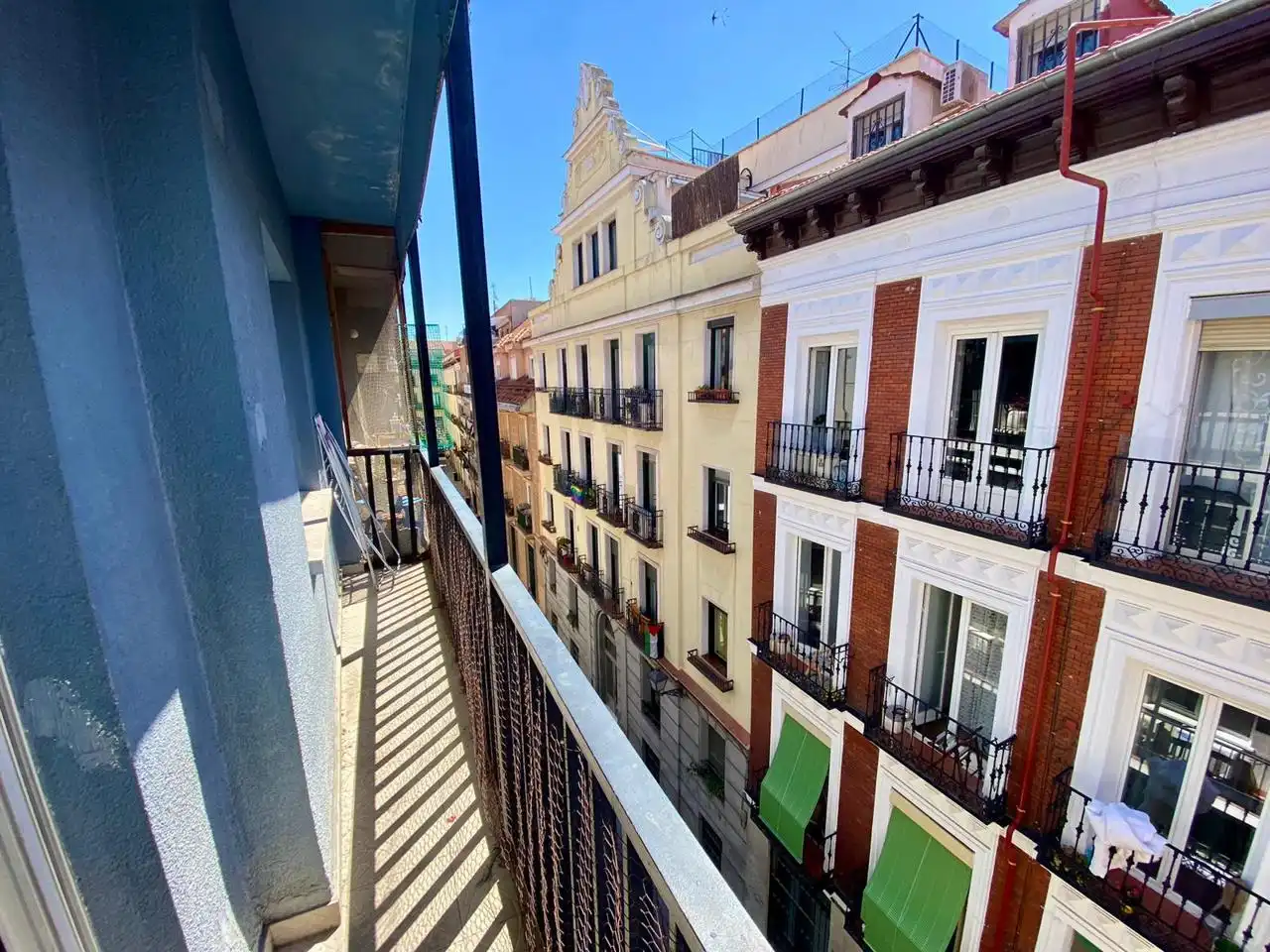 Vista exterior de Piso en venta en Madrid con Aire acondicionado y Terraza