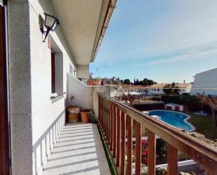 Exterior view of House or chalet for sale in El Vendrell  with Swimming Pool