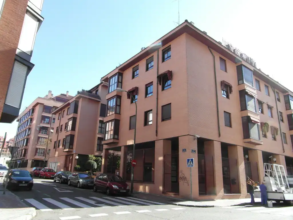 Individual con ascensor en alquiler en Calle Etreros, imagen 2