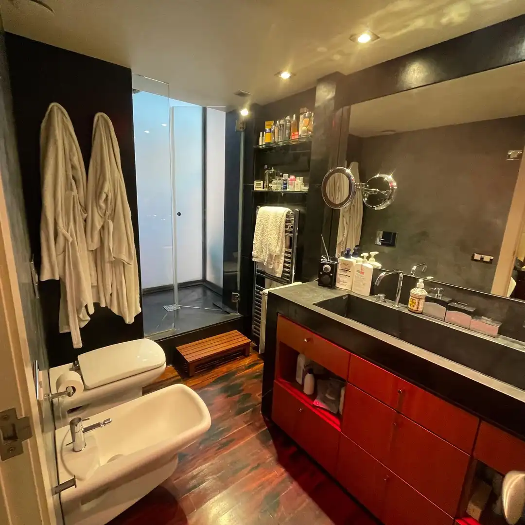 Baño de Piso en venta en Barcelona con Calefacción