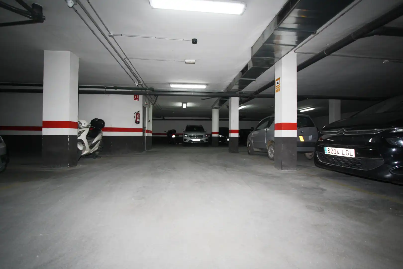 Parking de Piso en venta en Albacete con Calefacción, Trastero y Amueblado