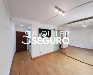 Flat to rent in  Madrid Capital  with Air Conditioner