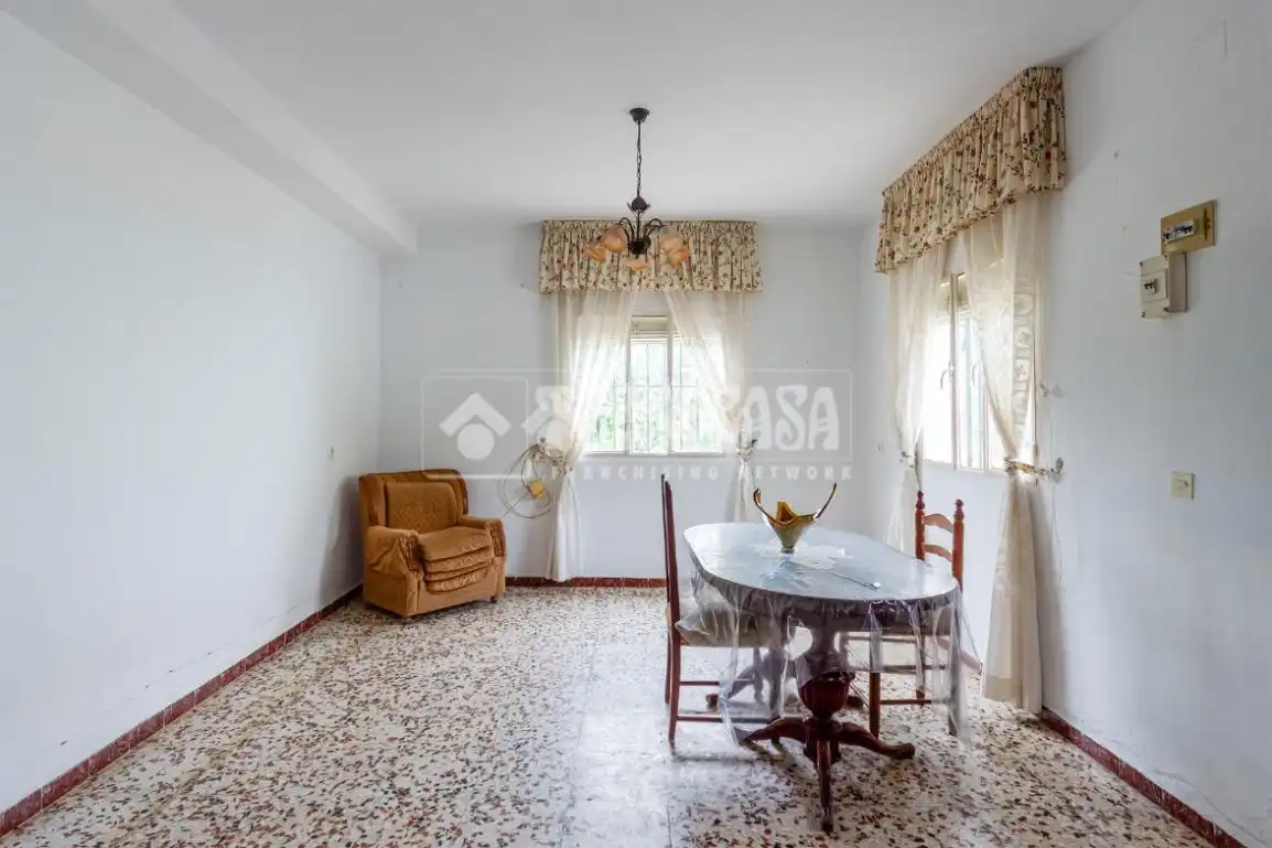 Casa rústica amb jardí en venda a Cútar, imagen 7