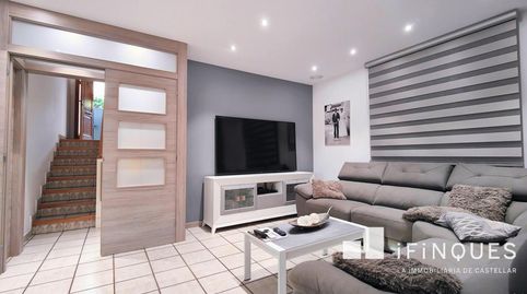 Foto 4 de Casa o chalet en venta en Eixample - Can Bogunyà, Castellar del Vallès