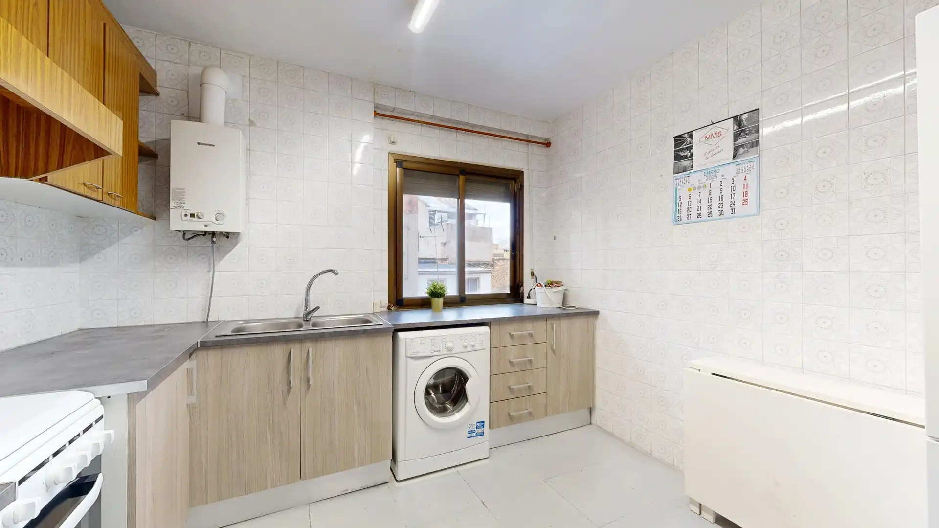 Cocina de Piso en venta en Torrent con Jardín privado, Terraza y Trastero