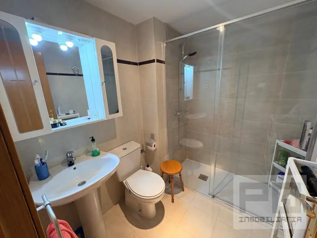 Baño de Apartamento en venta en Las Navas del Marqués 