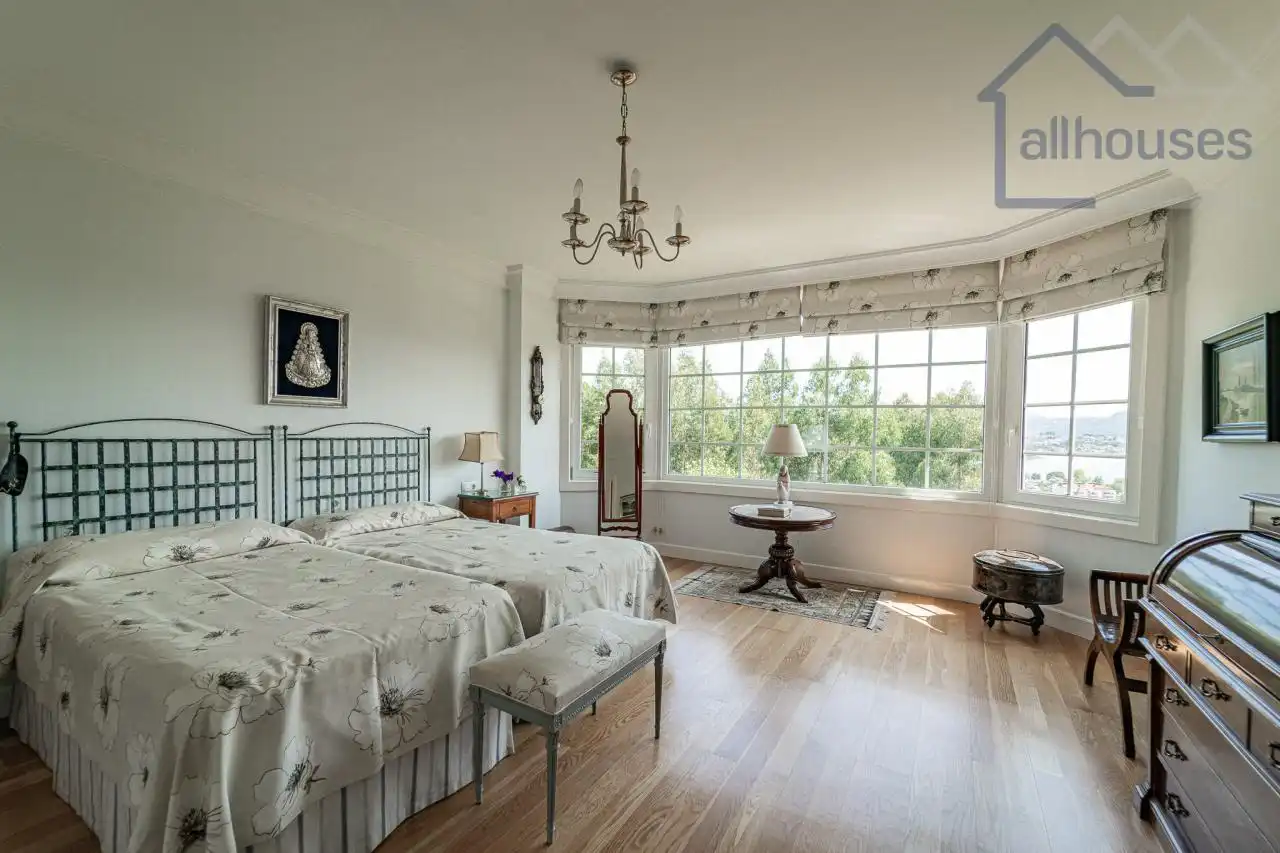 Detached house with pool for sale in Oia, imagen 23