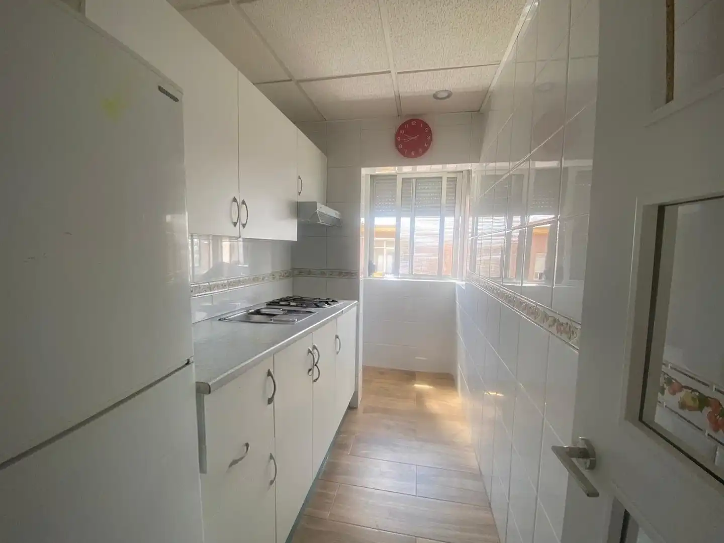 Cocina de Piso en venta en Sevilla con Balcón