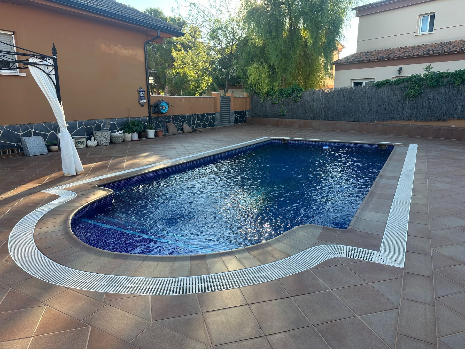 Swimming pool of House or chalet for sale in Calafell  with Air Conditioner, Heating and Private garden