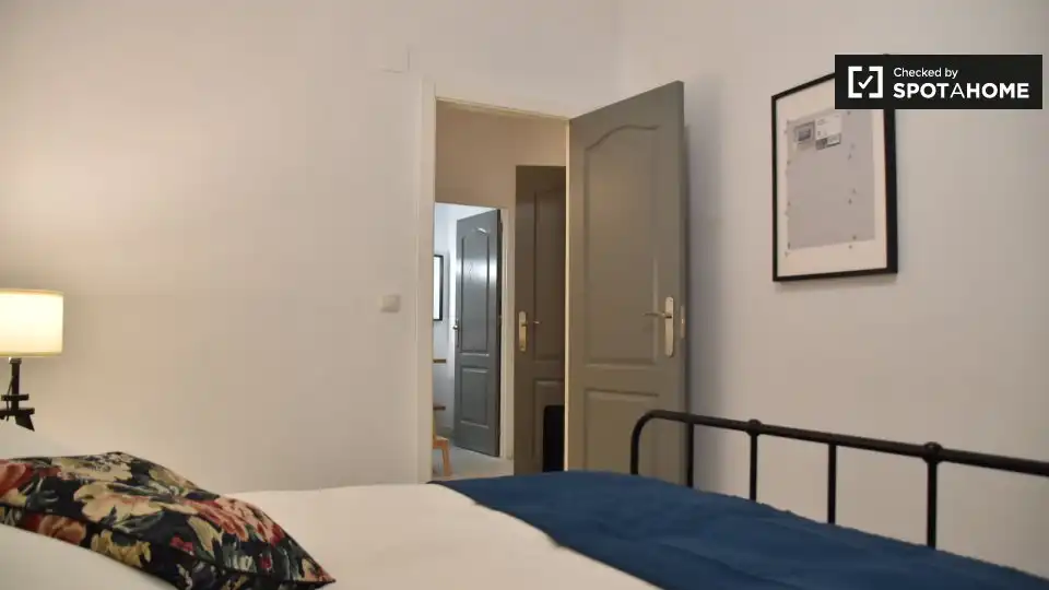 Habitación de Piso de alquiler en Valencia con Aire acondicionado, Calefacción y Amueblado