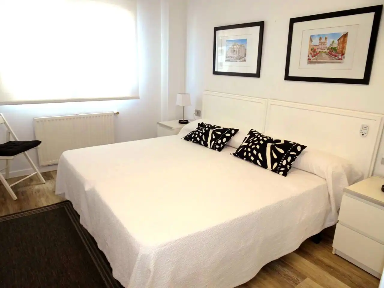 Bedroom of Flat for rent in Gijón   with Heating, Parquet flooring and Furnished