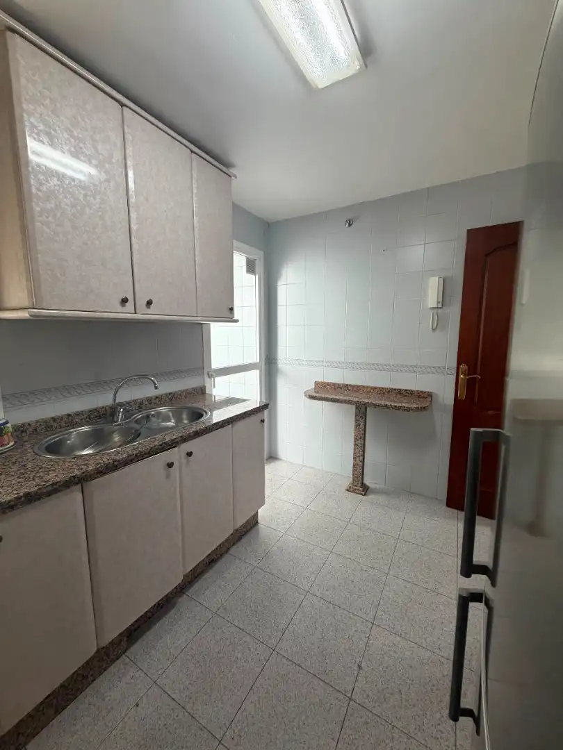 Cocina de Piso de alquiler en Córdoba con Aire acondicionado, Calefacción y Amueblado