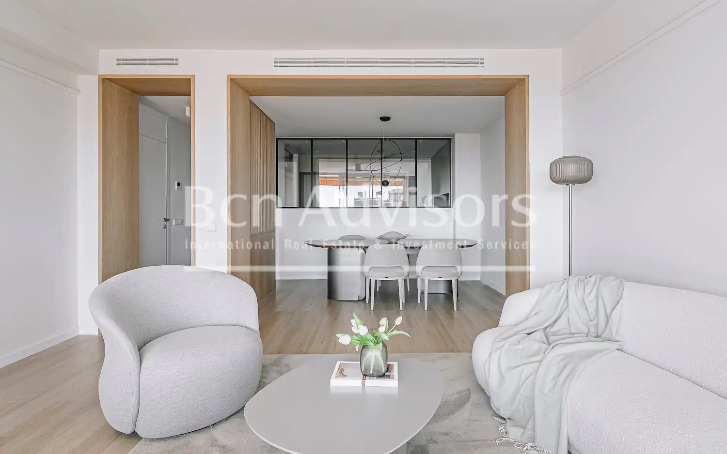 Sala d'estar de Pis en venda en Barcelona amb Terrassa i Balcó