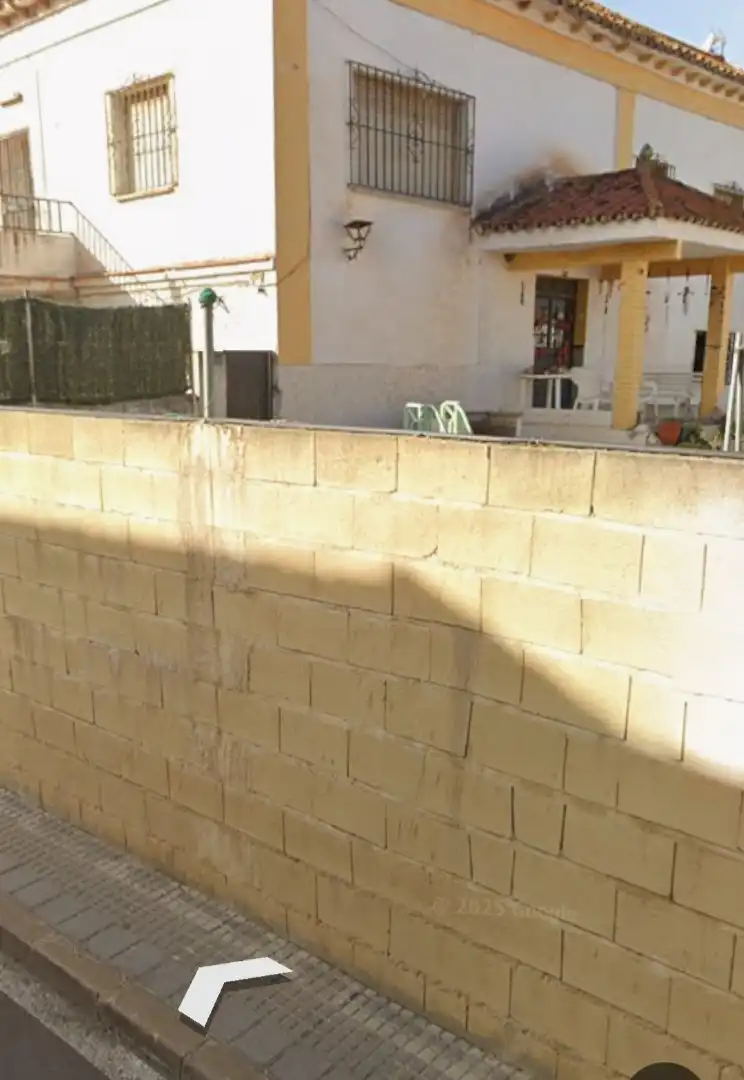 Residential land for sale in Calle Ruiz y Máiquez 23, imagen 2