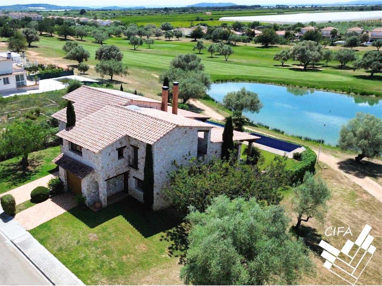 Jardí de Casa adosada en venda en San Jorge / Sant Jordi amb Aire condicionat, Calefacció i Jardí privat
